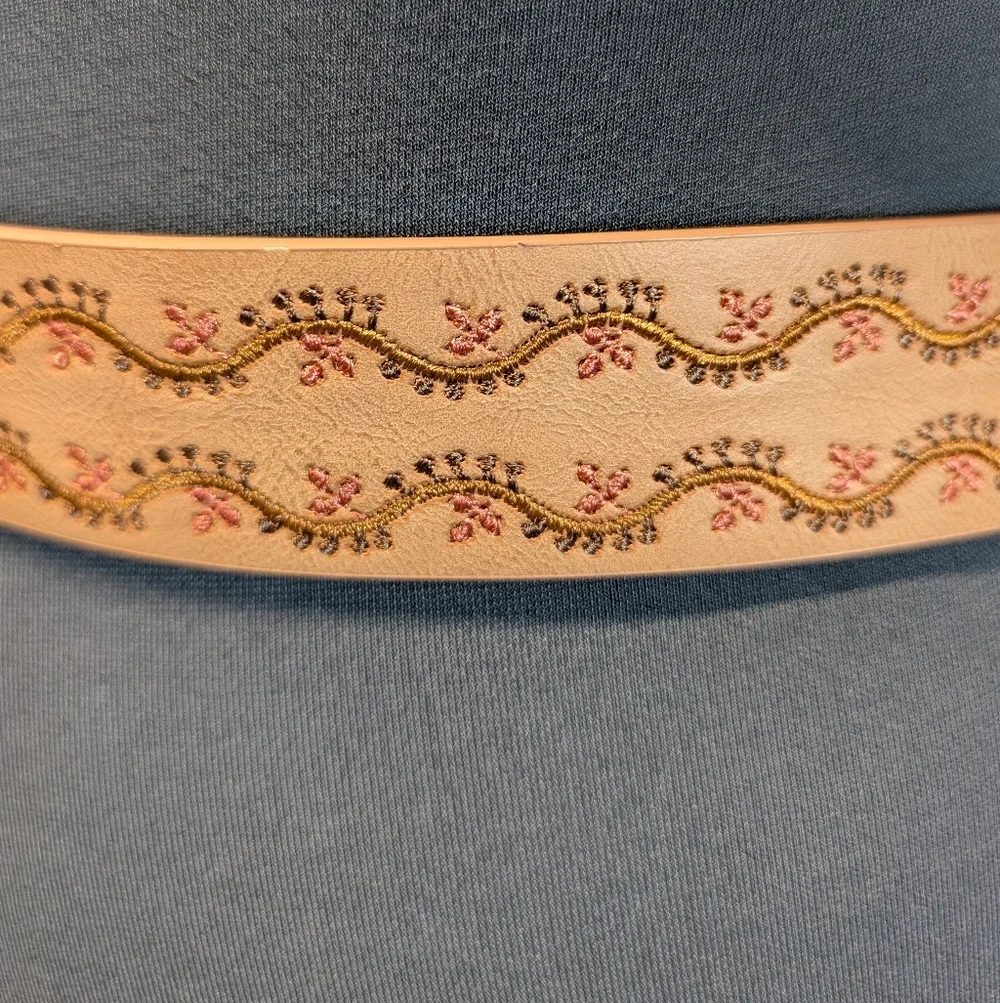 Haute Hippie Tan Vegan Leather Embroidered Belt Size M NWOT